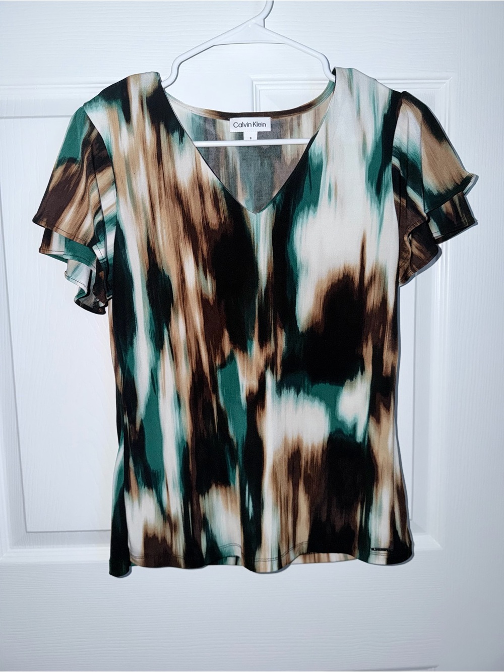 Calvin Klein Green, Brown & White Abstract V-Neck Flutter Sleeve Top